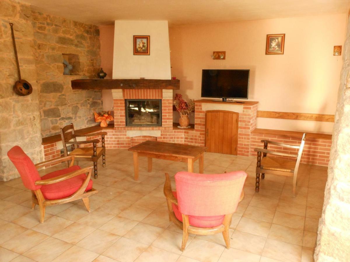 Villa La Jasse De Blayac à Roquefort-sur-Soulzon Extérieur photo